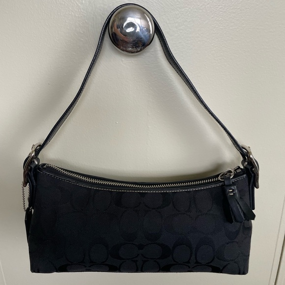 Coach Hamptons Signature East West Demi Baguette Bag Vintage 8K01 - Picture 3 of 14